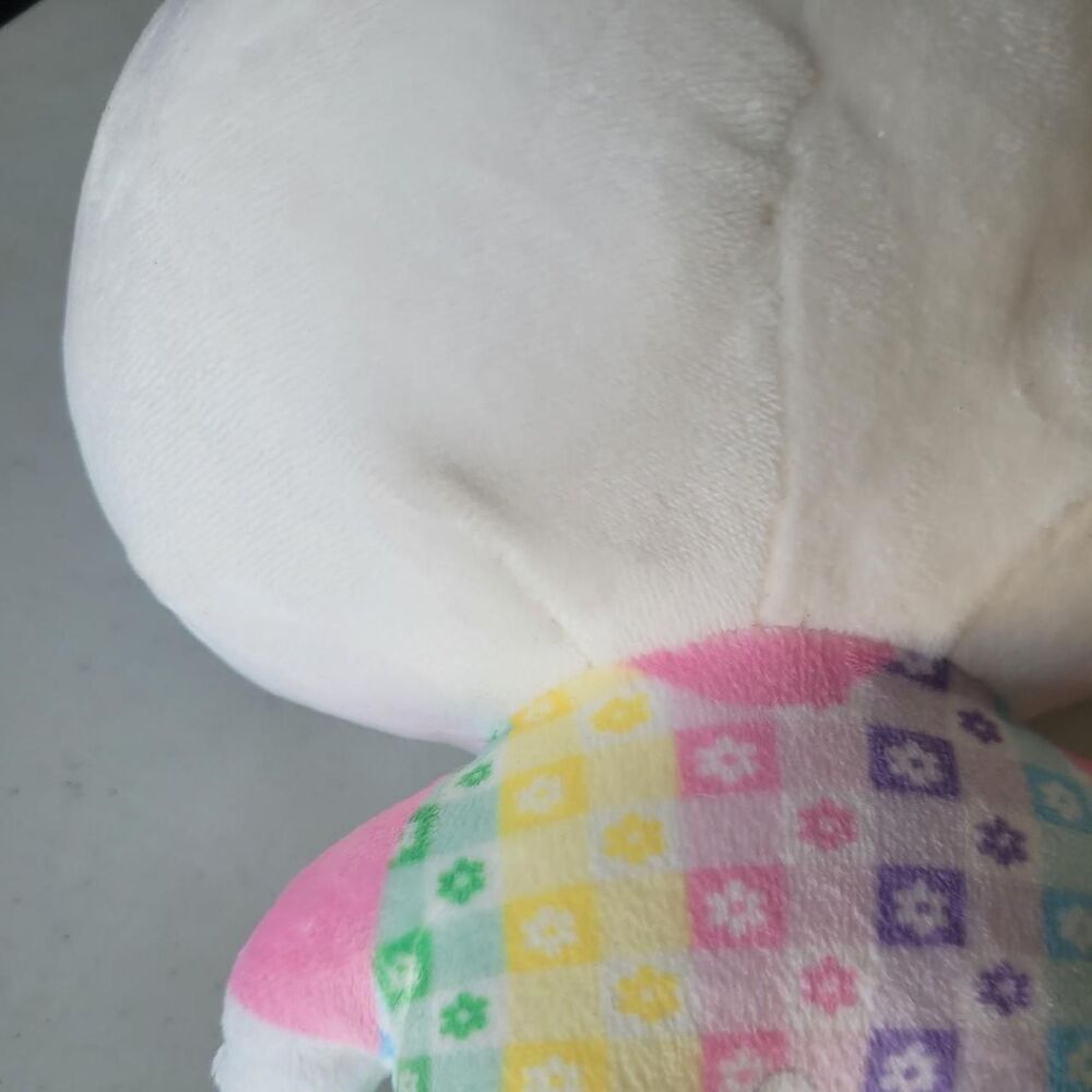 Hello Kitty plush - Picture 4 of 4